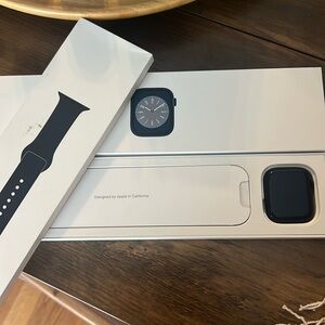 NWT Apple Watch Series 8 45MM Midnight aluminum case